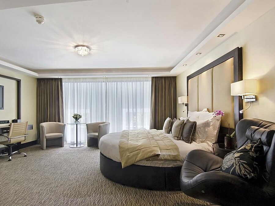 Montcalm Mayfair, Autograph Collection London Kültér fotó A suite at the hotel